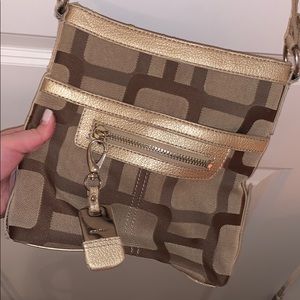 nine west cross body bag